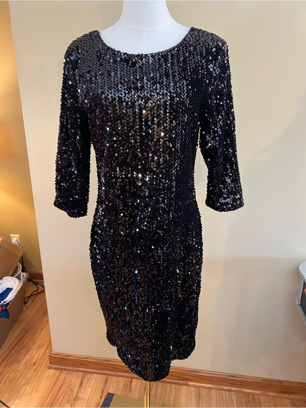 Aprico Black Sequin Sheath Dress with Three-Quarter Sleeves